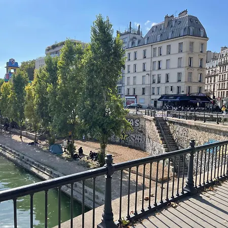 10 Arr Lägenhet Paris